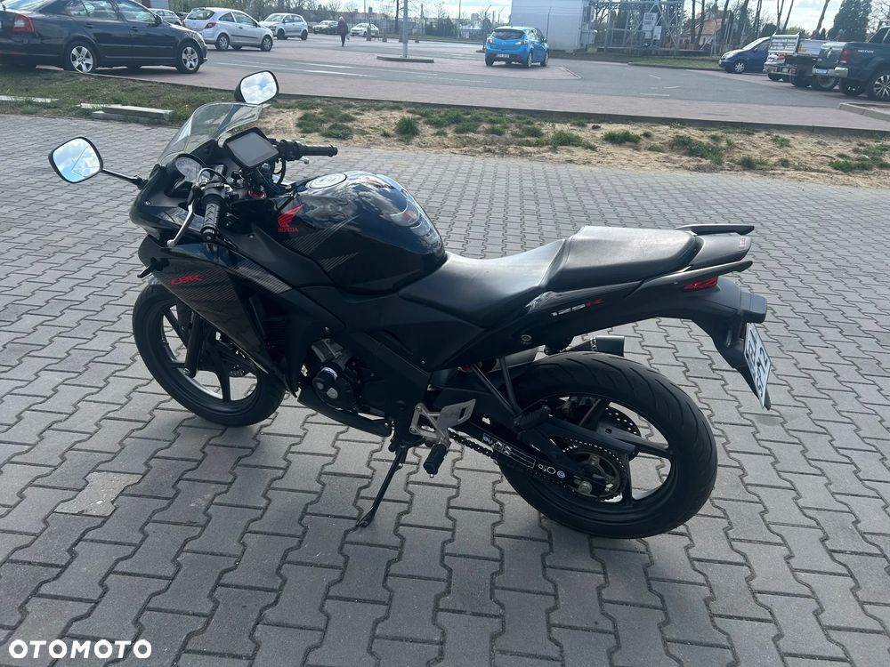 Honda CBR - 13