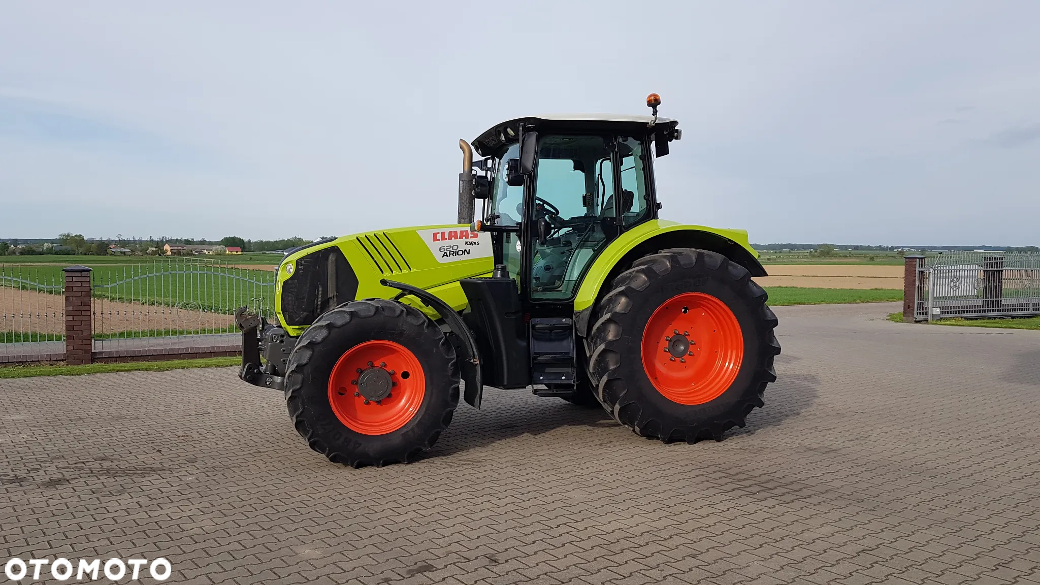 Claas ARION 620 2013R - 4