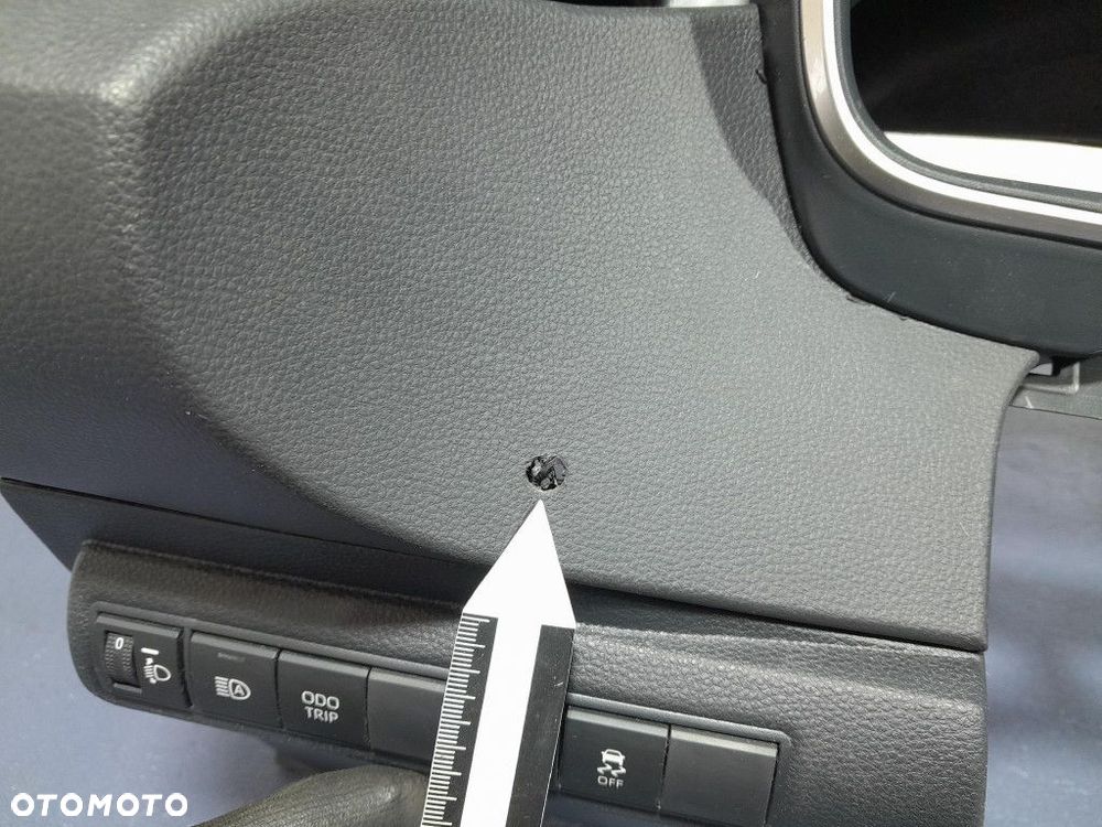 TOYOTA COROLLA XII E21 LIFT 22- DESKA ROZDZIELCZA KOMPLET - 2