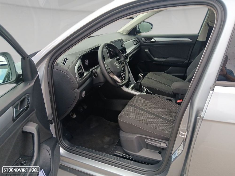 VW T-Roc 1.0 TSI Urban - 11