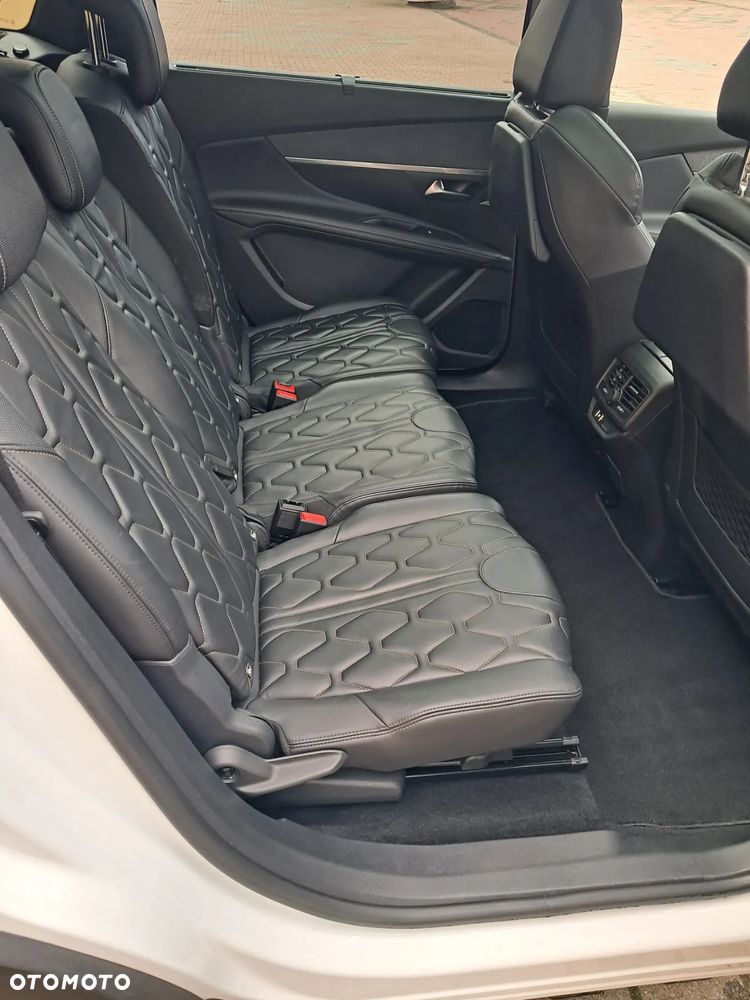 Peugeot 5008 ver-1-5-bluehdi-gt-pack-s-s-eat8 - 23