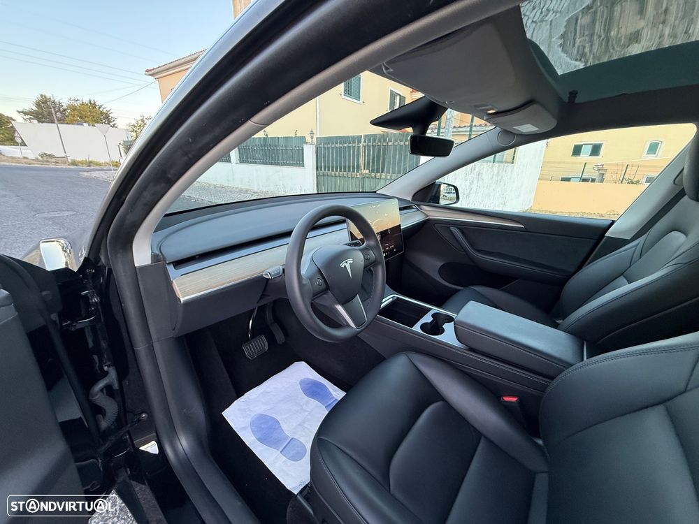 Tesla Model Y Standard - 26