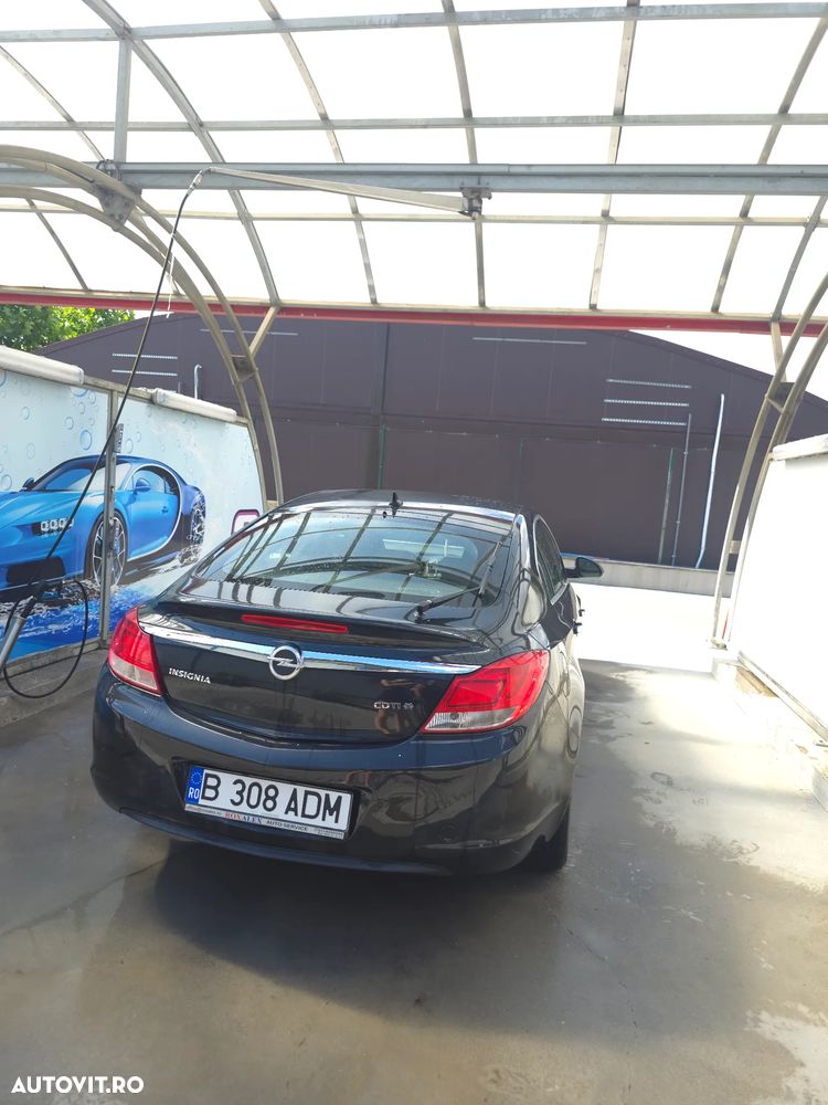 Opel Insignia 2.0 CDTI 4x4 Edition Aut. - 10