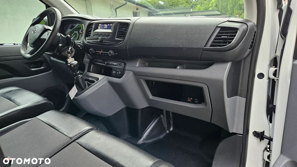 Toyota Proace 2,0D L2 Klima Tempomat Hak Bezwypadkowy - 29