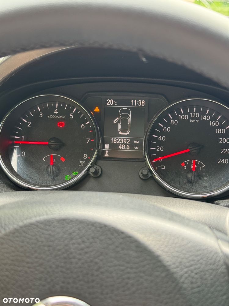 Nissan Qashqai - 25