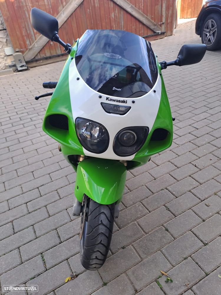 Kawasaki ZXR Ninja ZX7R - 19