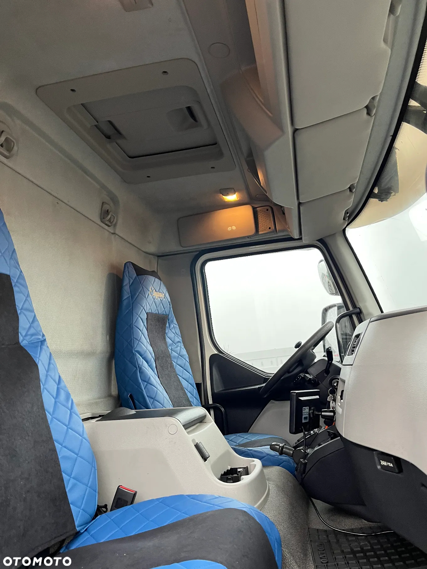 Volvo - 25