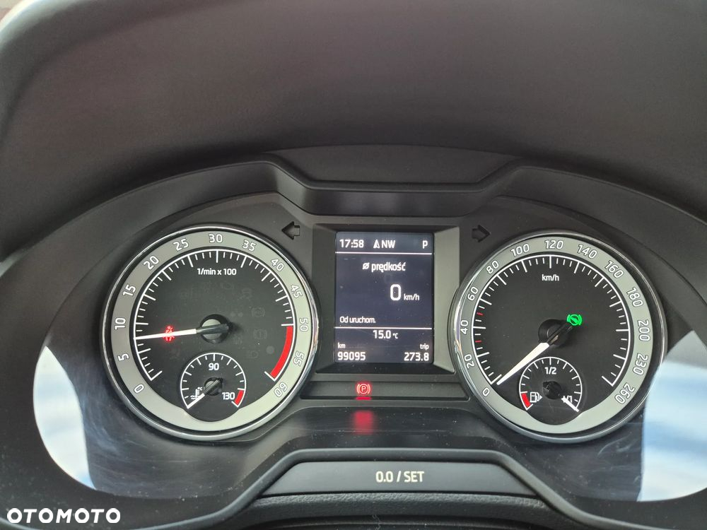 Skoda Octavia 2.0 TDI Style DSG - 13