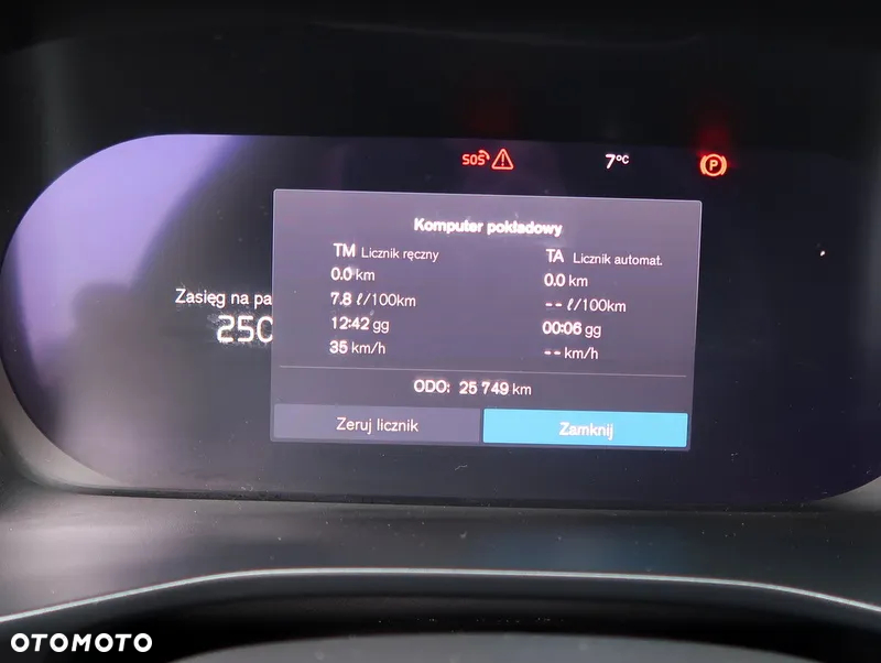 Volvo XC 40 B3 Core - 14