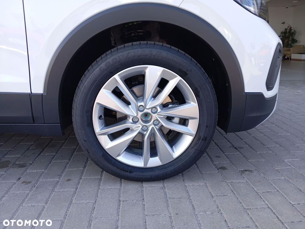 Volkswagen T-Cross - 14