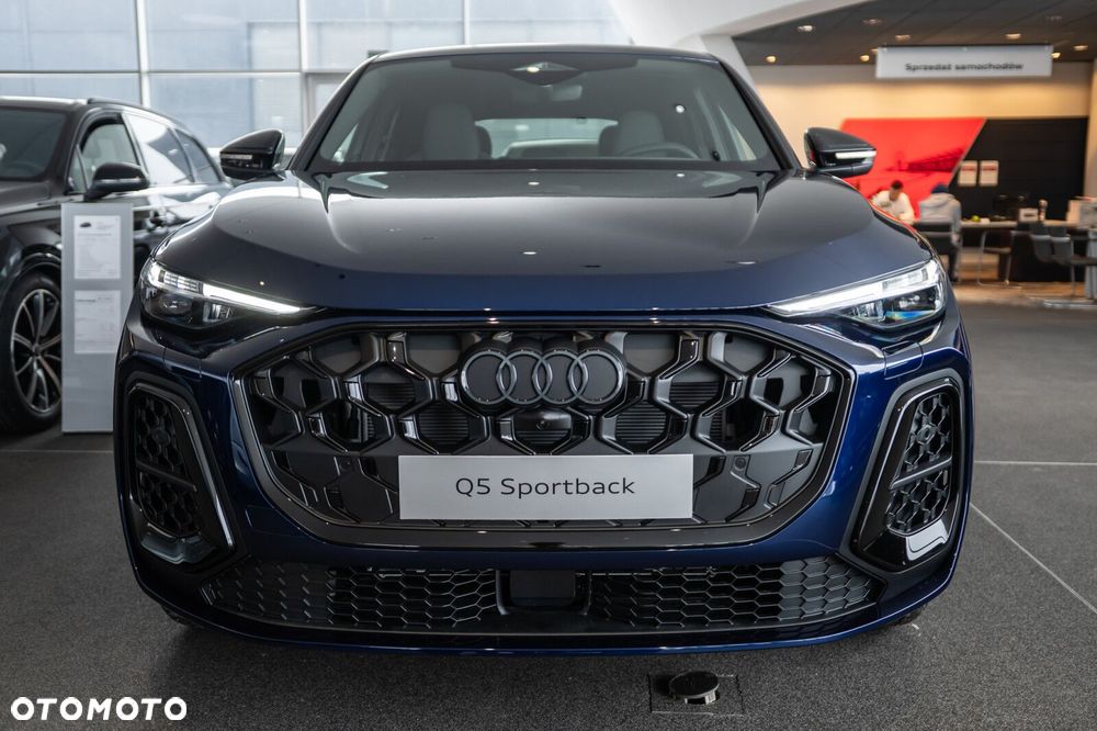 Audi Q5 Sportback - 3