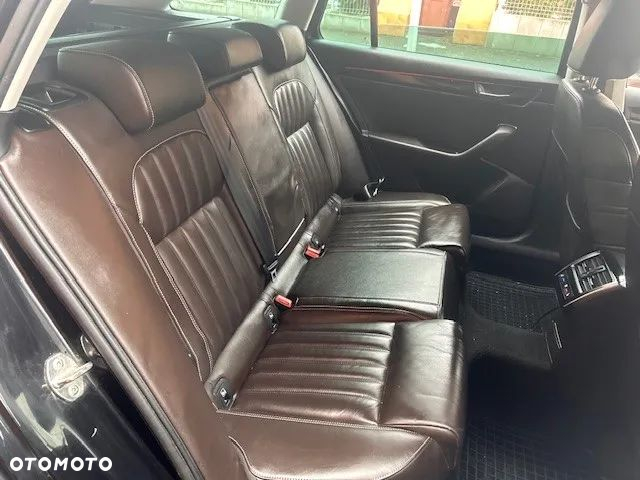 Skoda Superb 2.0 TDI SCR 4x4 L&K DSG - 20