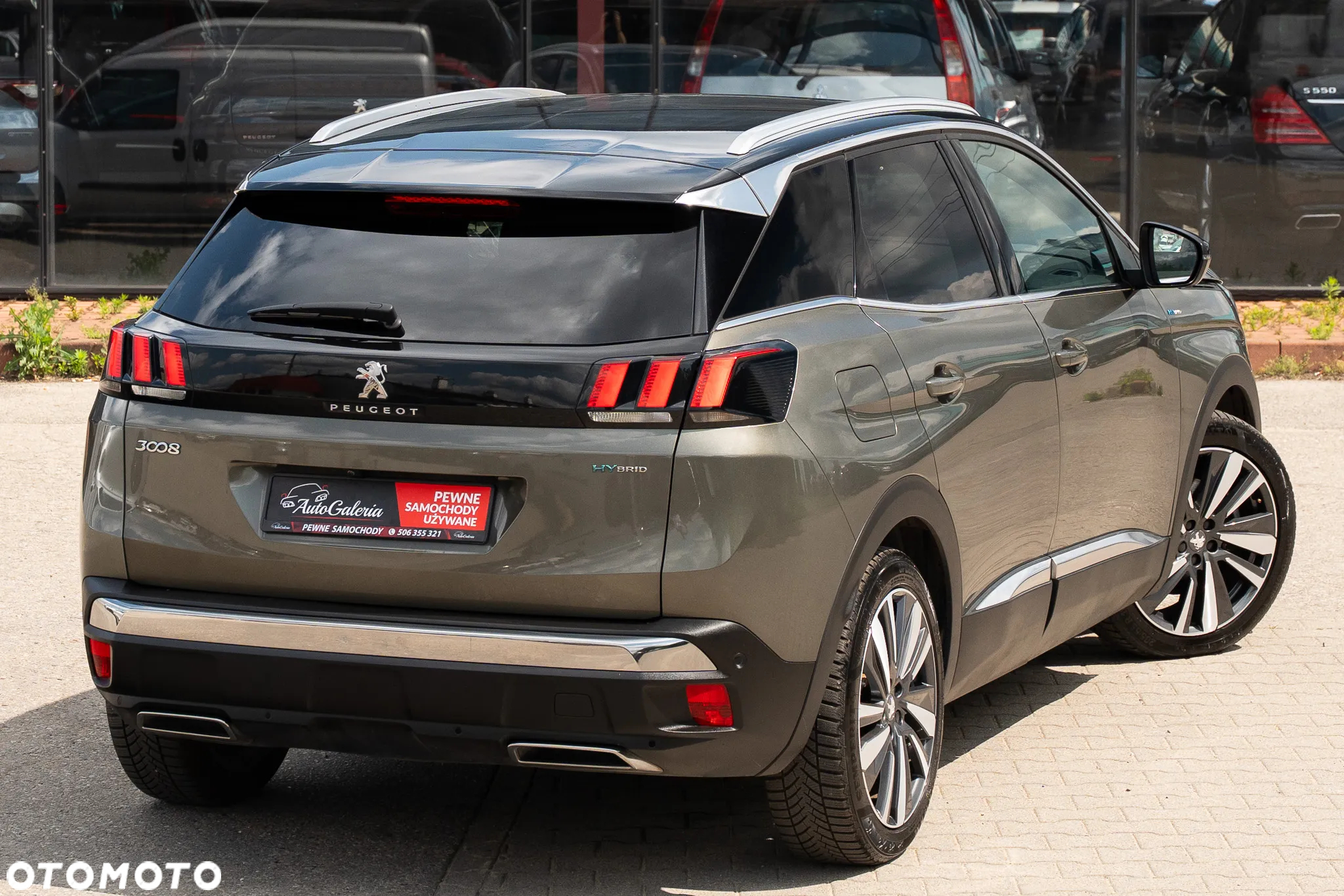 Peugeot 3008 1.6 PureTech HYbrid GT Line S&S EAT8 - 8