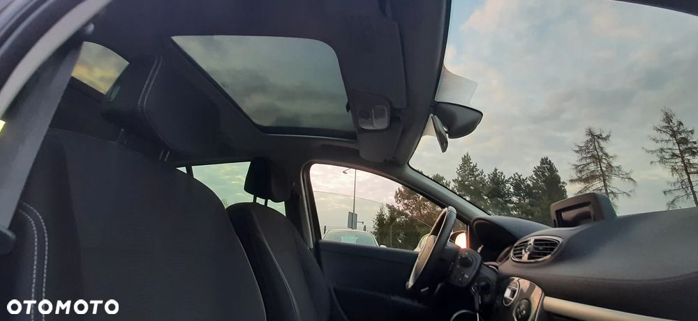 Renault Clio 1.2 16V Dwudziestka Euro5 - 32