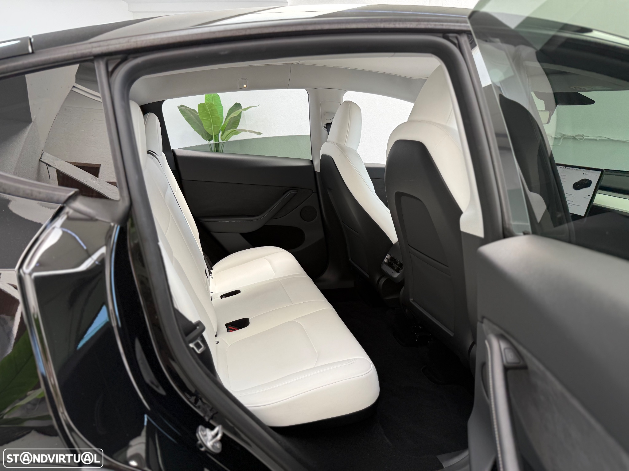 Tesla Model Y Long Range Tração Integral - 8