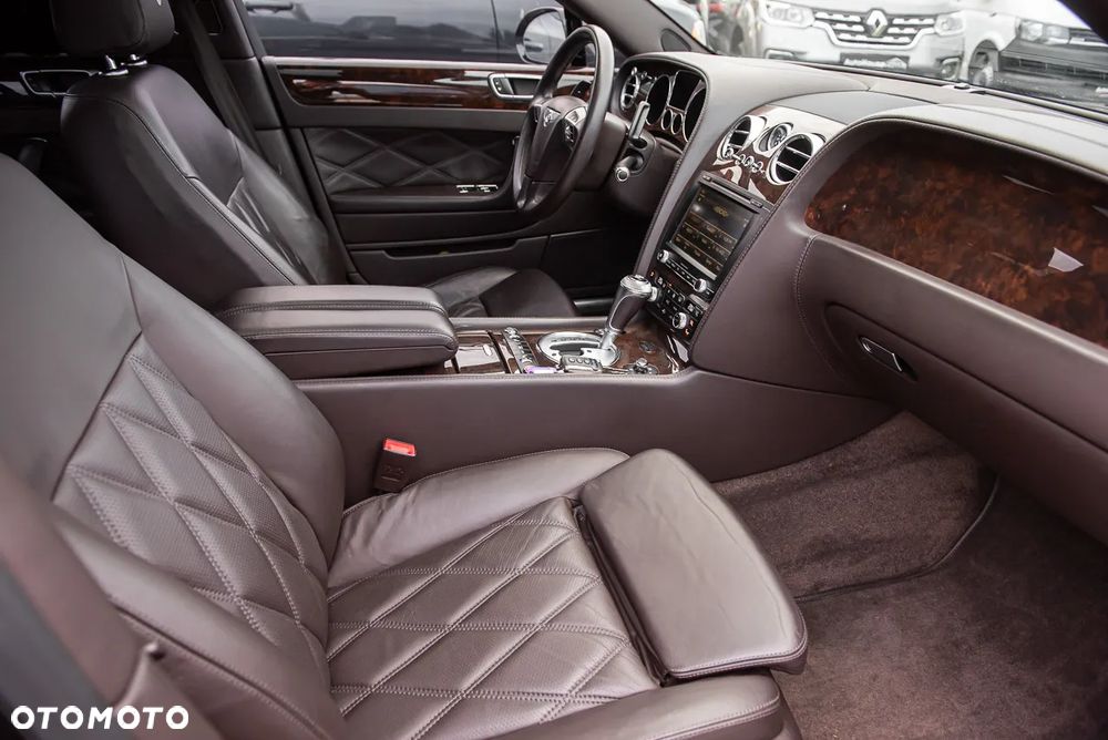 Bentley Flying Spur Mulliner - 20