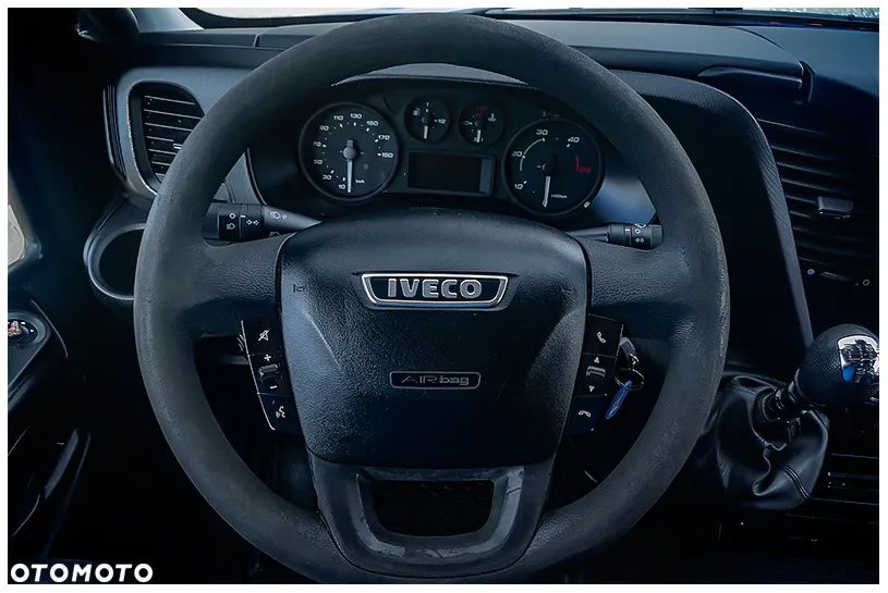 Iveco 50c17 - 25