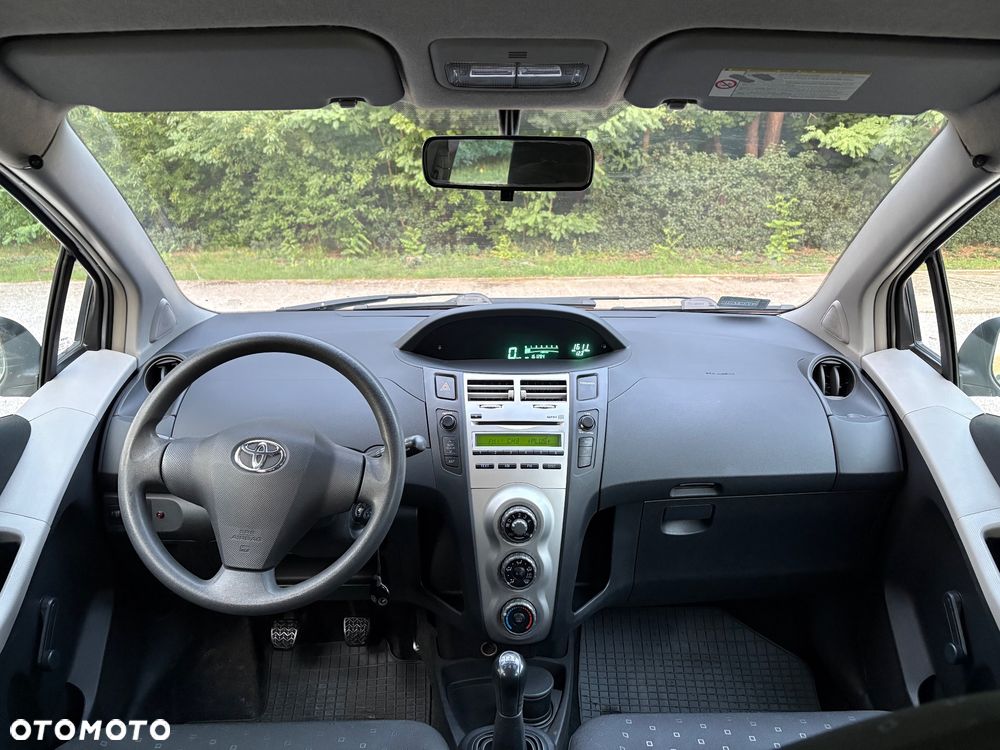 Toyota Yaris 1.0 Luna - 12