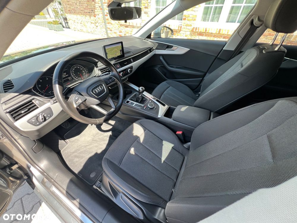 Audi A4 Avant 2.0 TDI - 22