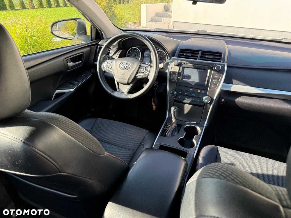 Toyota Camry 2017 photo 5
