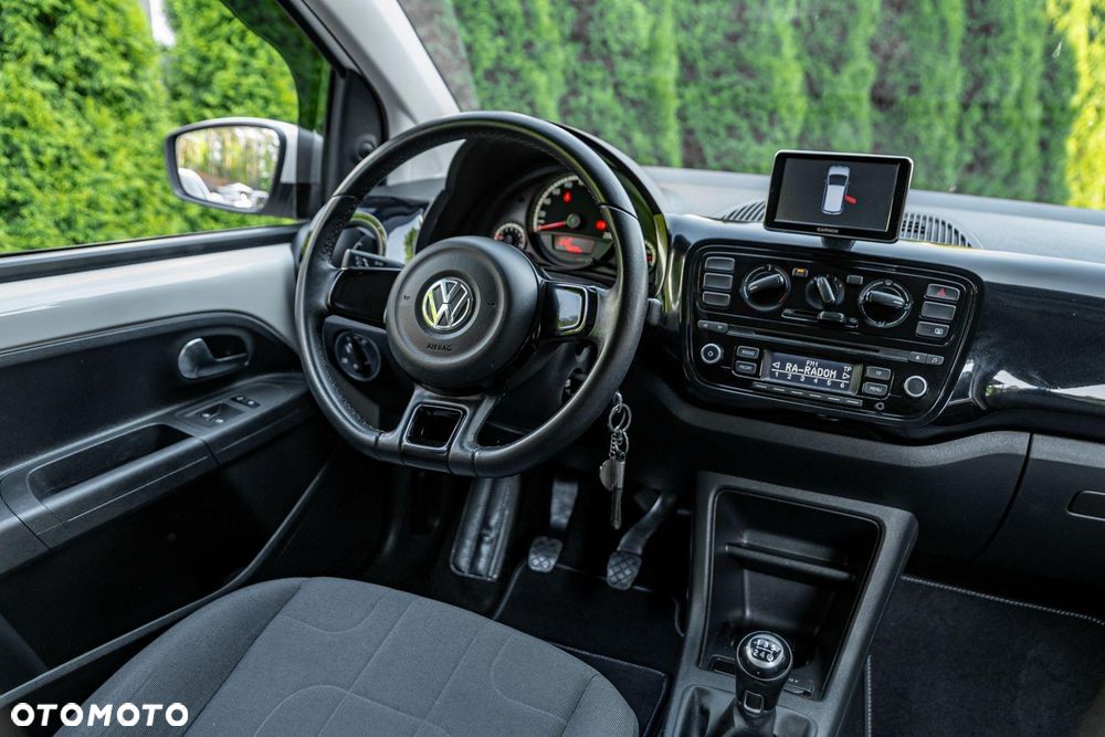 Volkswagen up! - 16