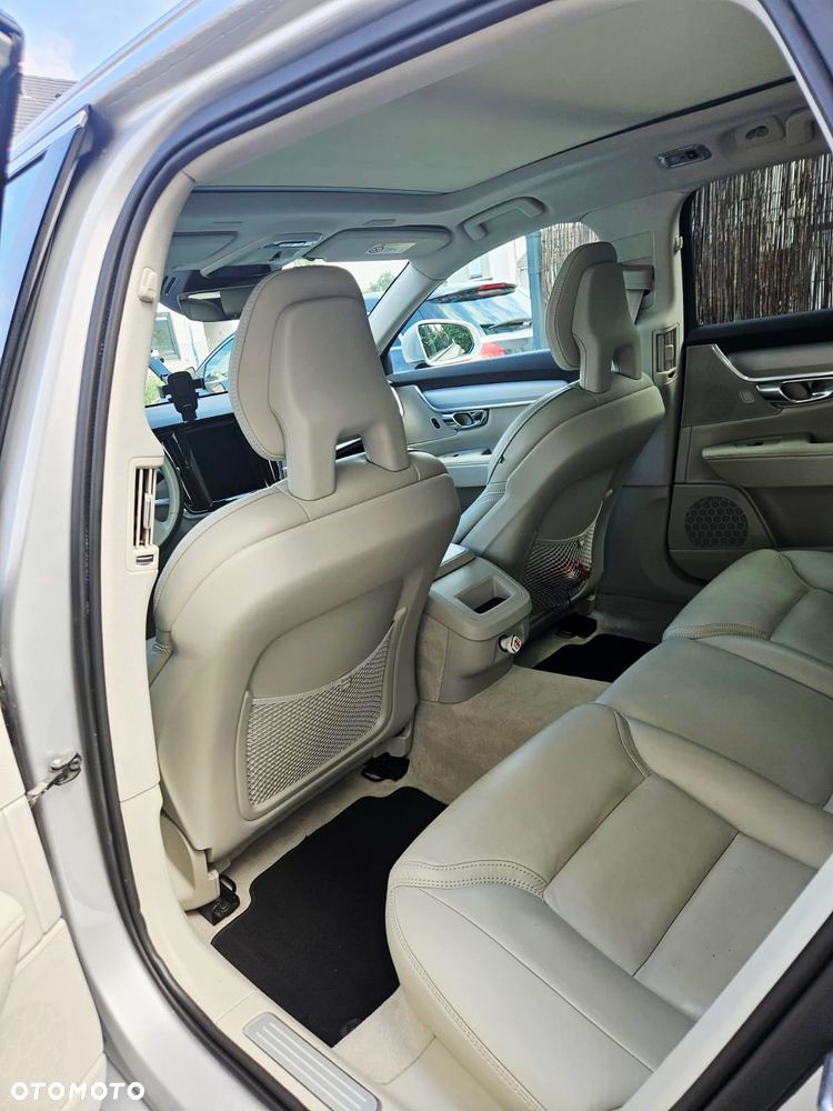 Volvo V90 D4 AWD Inscription - 8