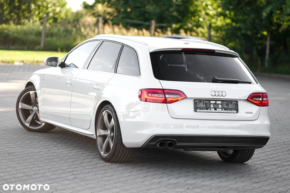 Audi A4 Avant 2.0 TDI Quattro Design S tronic - 27