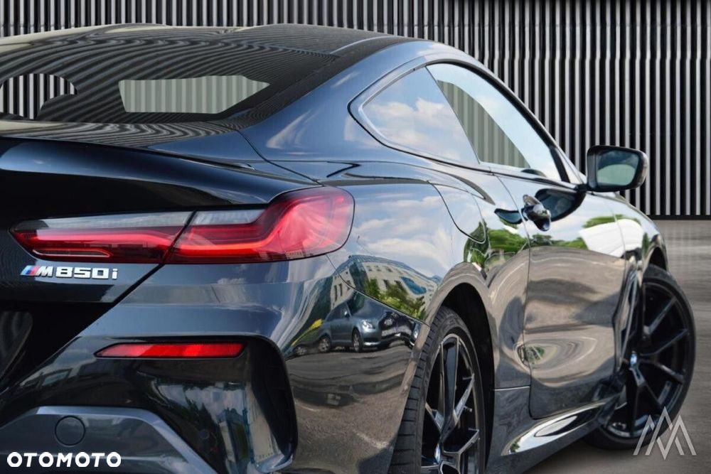 BMW Seria 8 - 13