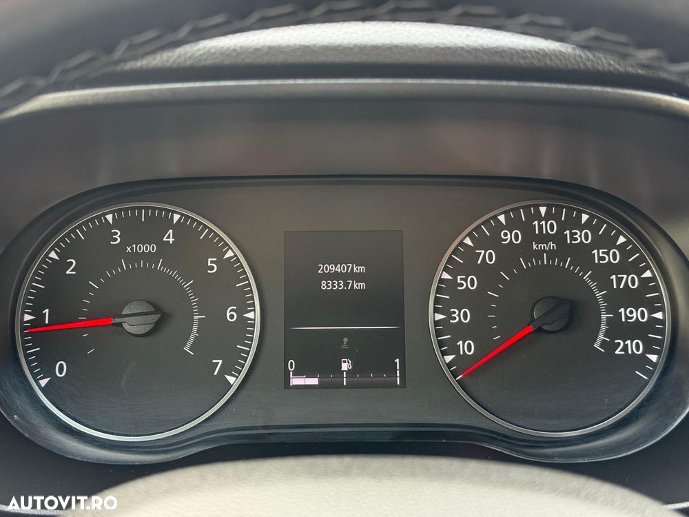 Dacia Duster 1.6 SCe Prestige jante 17" - 25