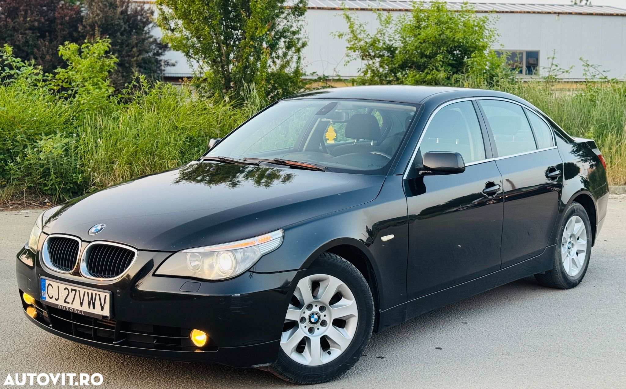 BMW Seria 5 520d Touring - 1