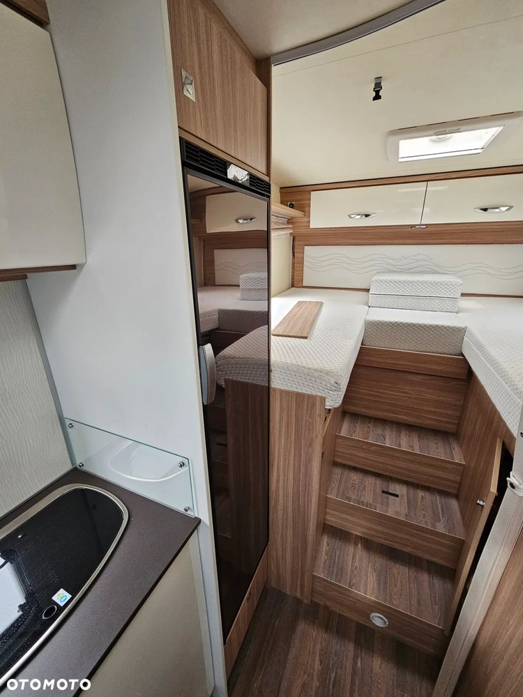 Burstner Delfin 690 G - 16