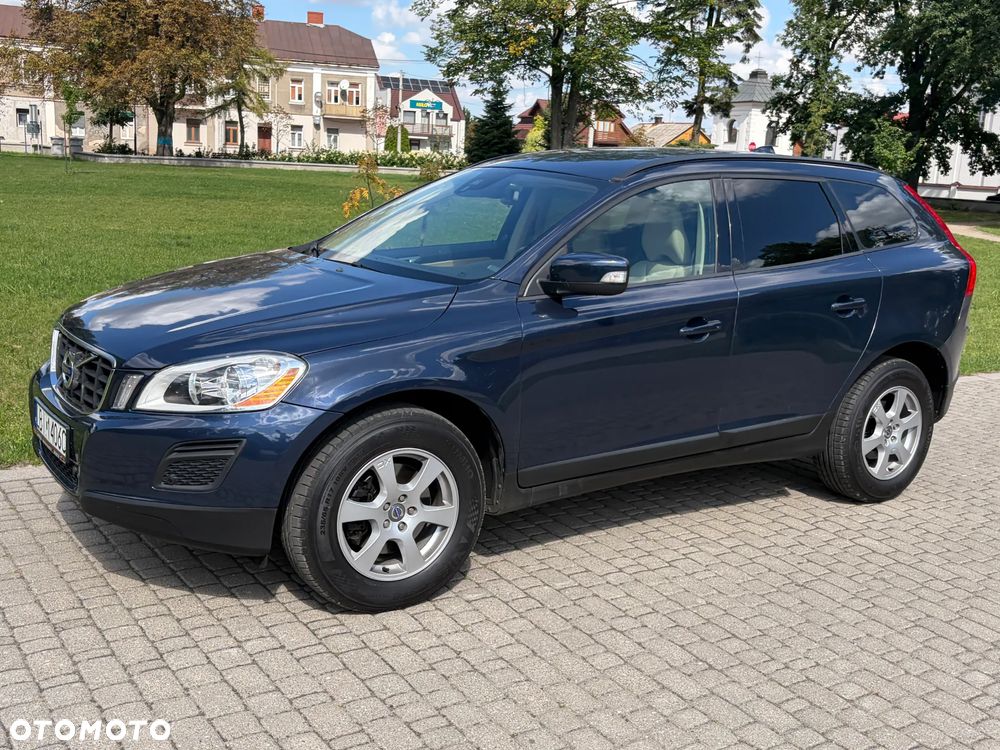 Volvo XC 60 T5 Powershift Momentum - 9