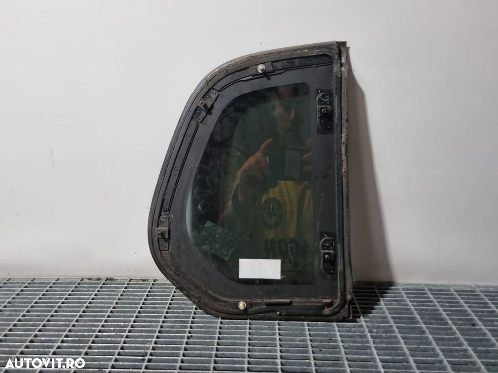 Geam fix caroserie dreapta Mitsubishi L200 Facelift 2010 - 2015 Pick Up Truck 4 Usi (1527) - 2