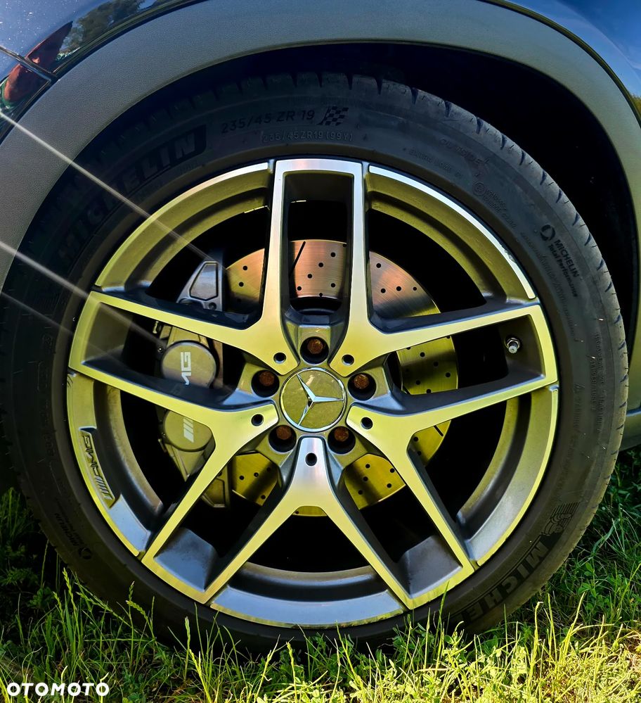 Mercedes-Benz GLA AMG 45 4-Matic - 14