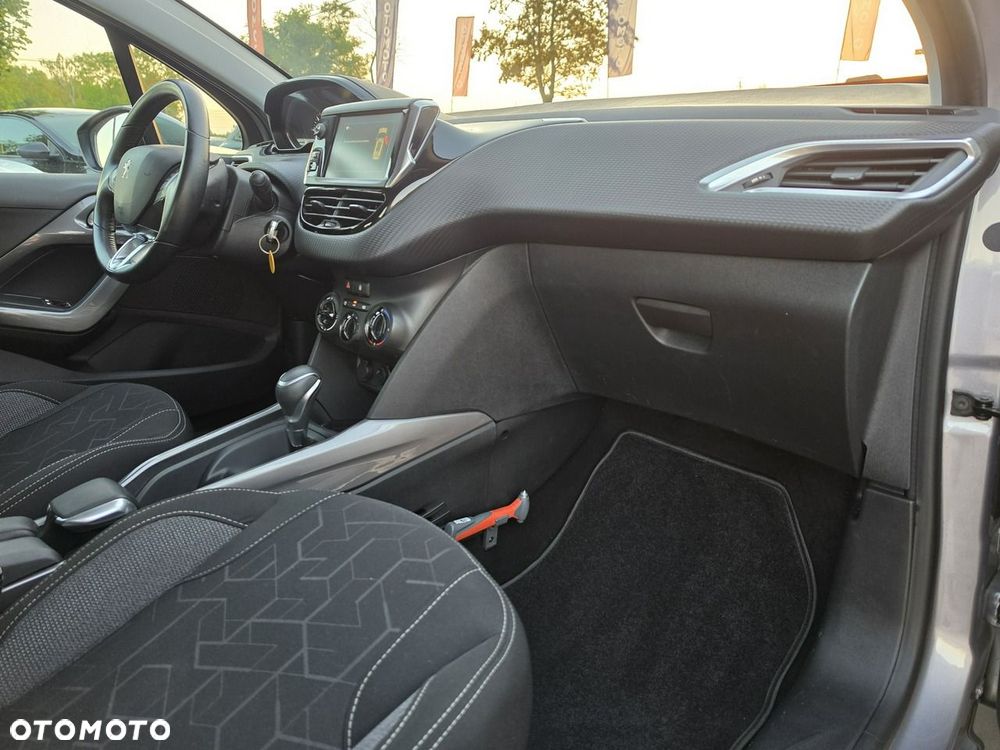 Peugeot 2008 - 31