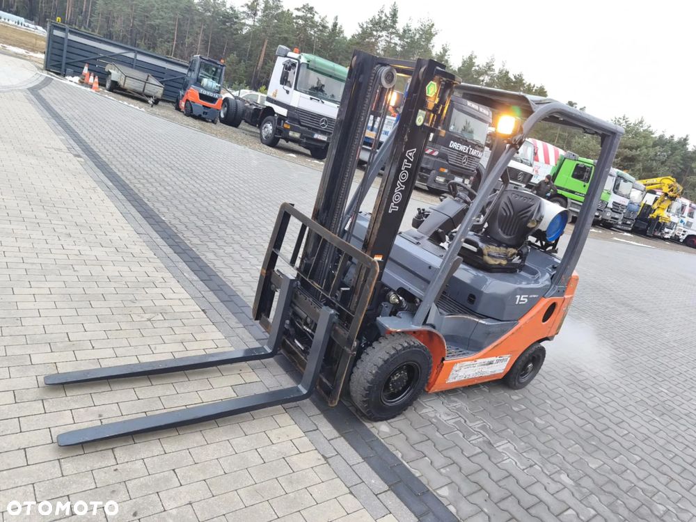 Toyota 02-8FG15 2009 rok gaz automat przesuw boczny nowy akumulator LPG - 5