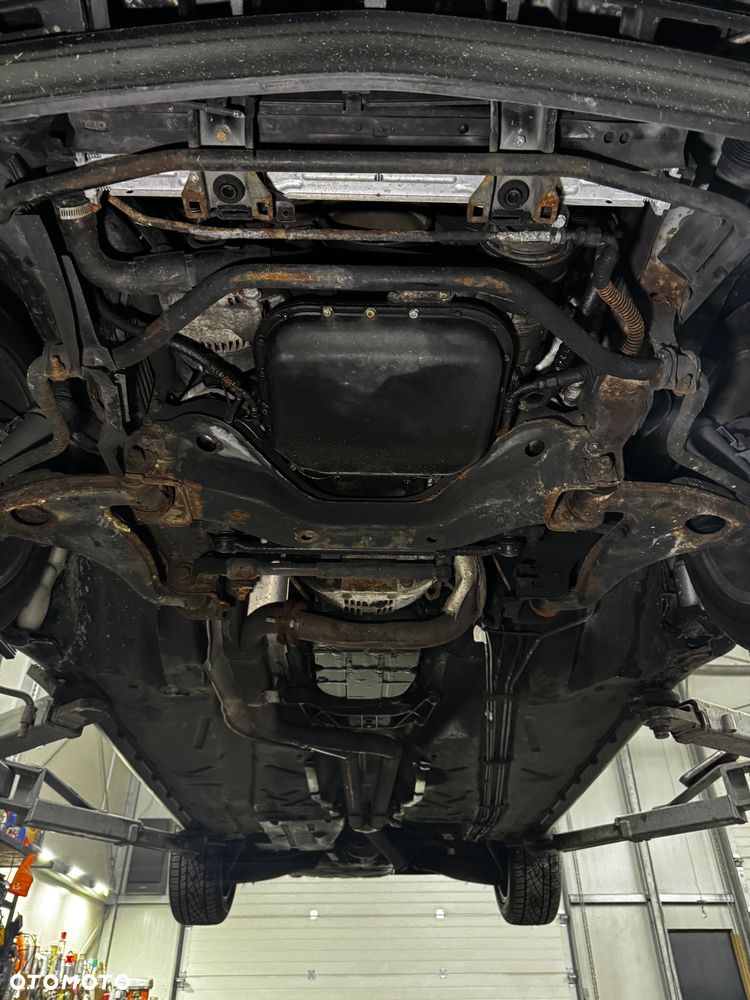 Mercedes-Benz Klasa E 420 - 28