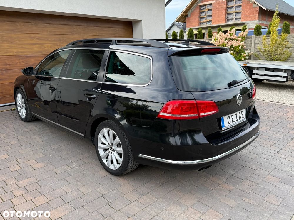 Volkswagen Passat - 4