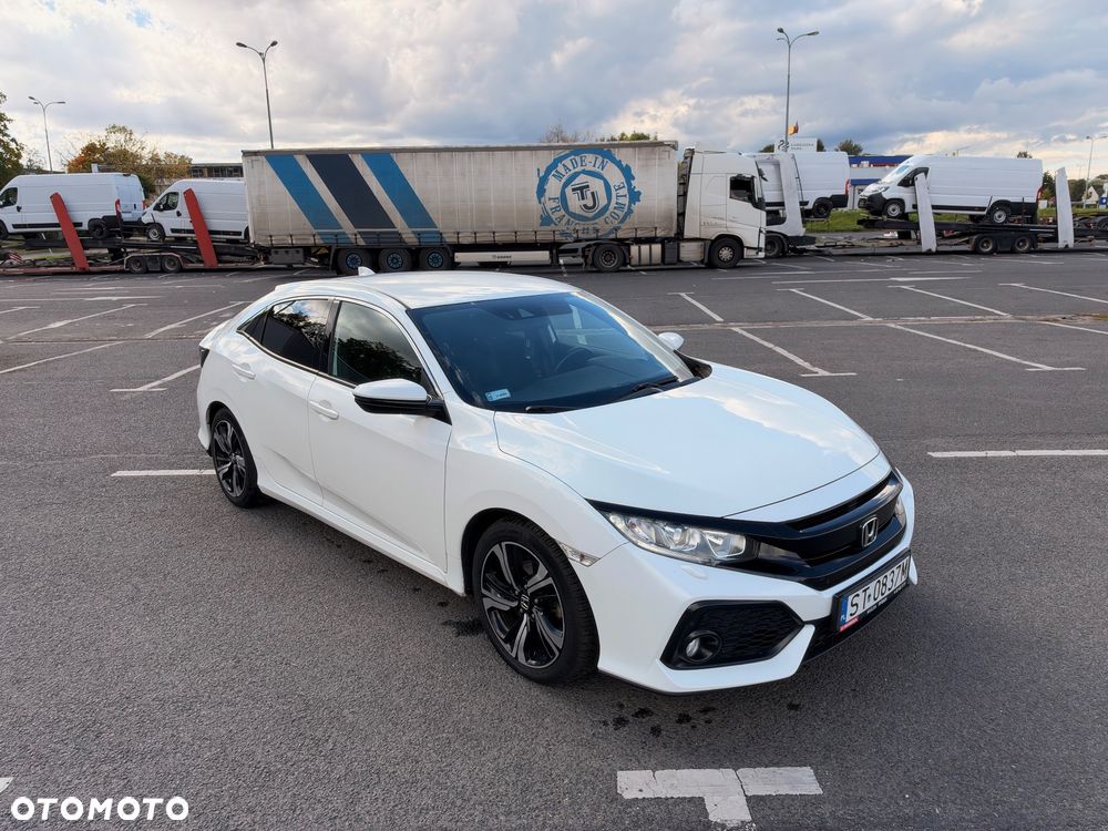 Honda Civic 2017 photo 2