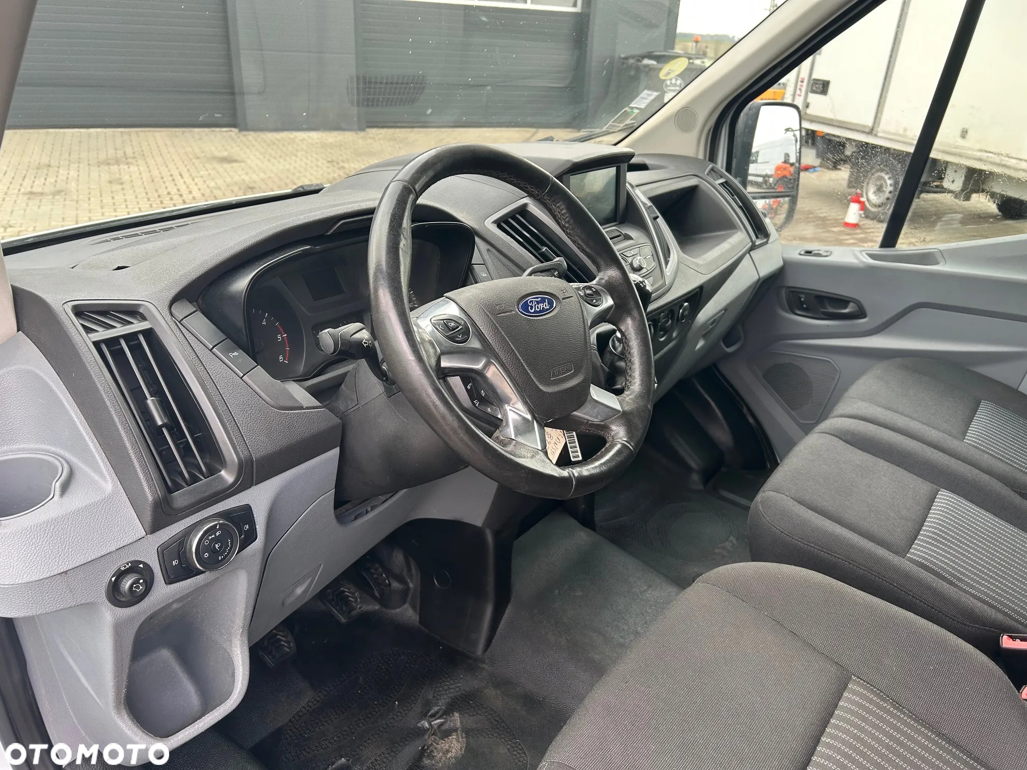 Ford Transit - 7
