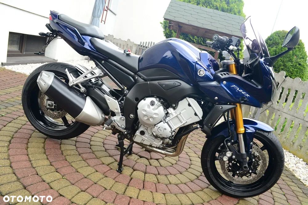 Yamaha FZ - 4