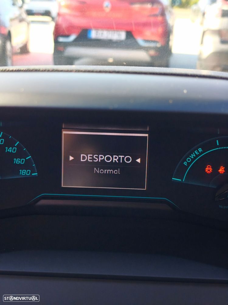 Peugeot e-208 50 kWh Allure Pack - 20