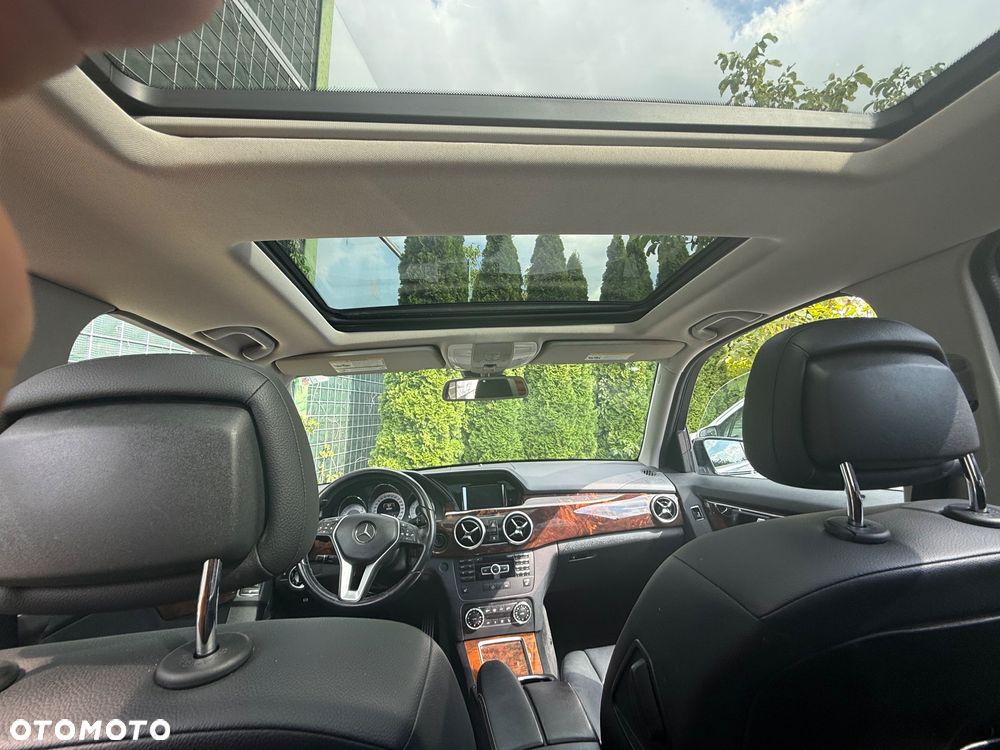 Mercedes-Benz GLK 350 4-Matic - 8