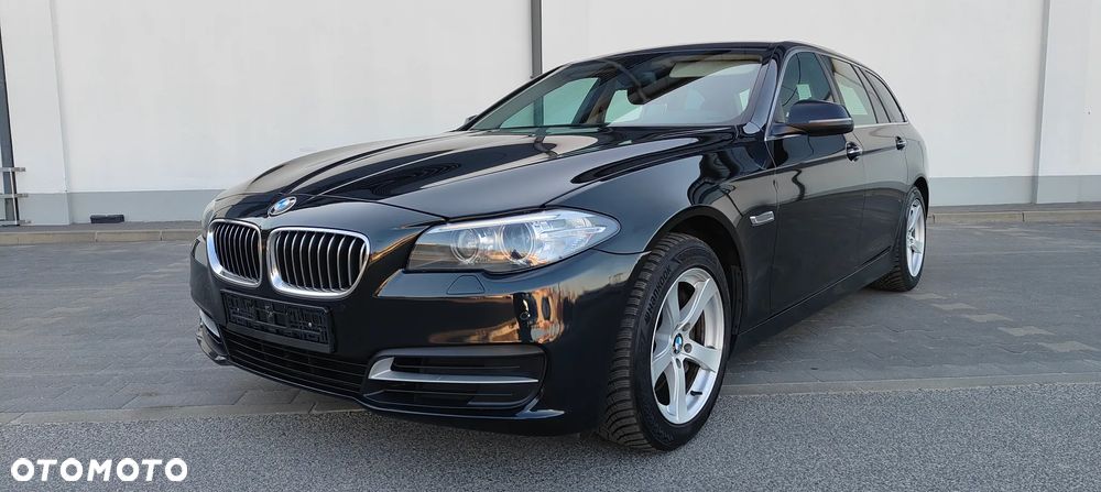 BMW Seria 5 525d Luxury Line - 14