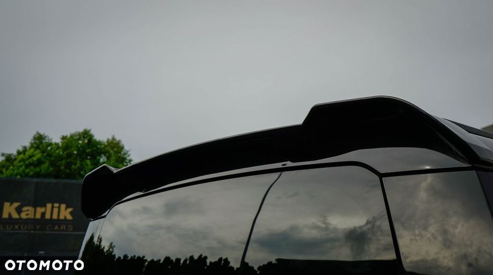 Land Rover Defender - 9