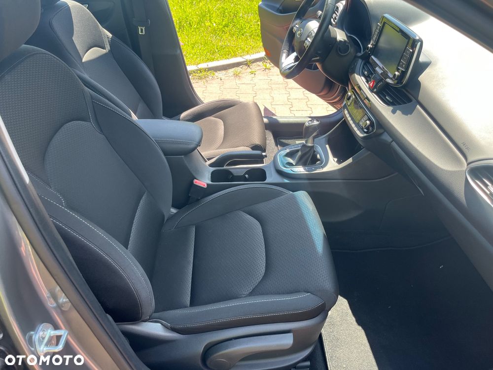 Hyundai i30 1.4 T-GDI Intro Edition - 18