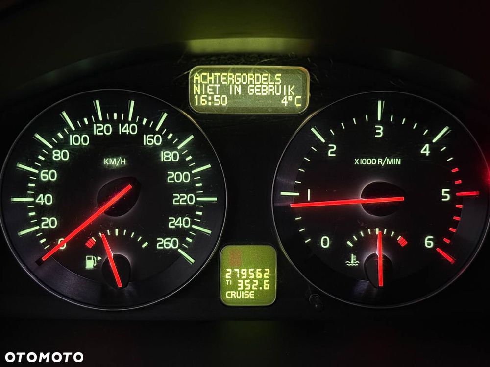 Volvo V50 DPF D2 Momentum - 21