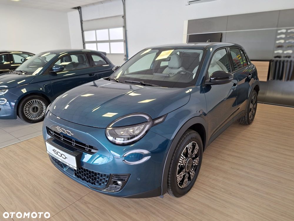 Fiat 600 1.2 Turbo Icon eDCT - 22