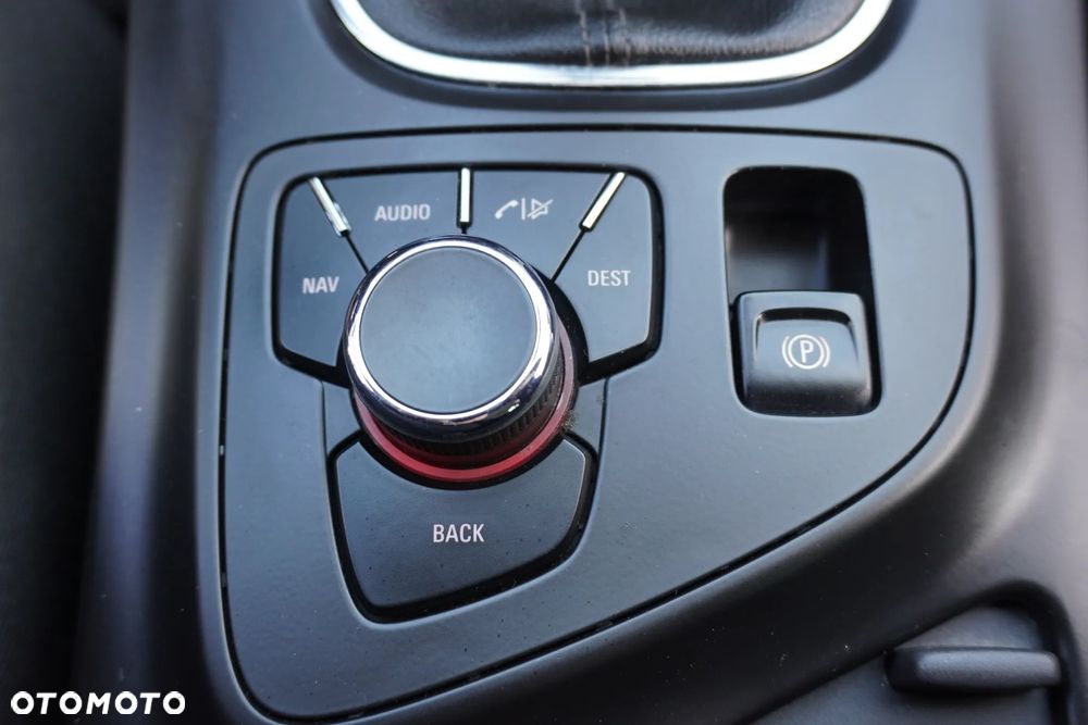 Opel Insignia 1.6 Turbo Cosmo - 26