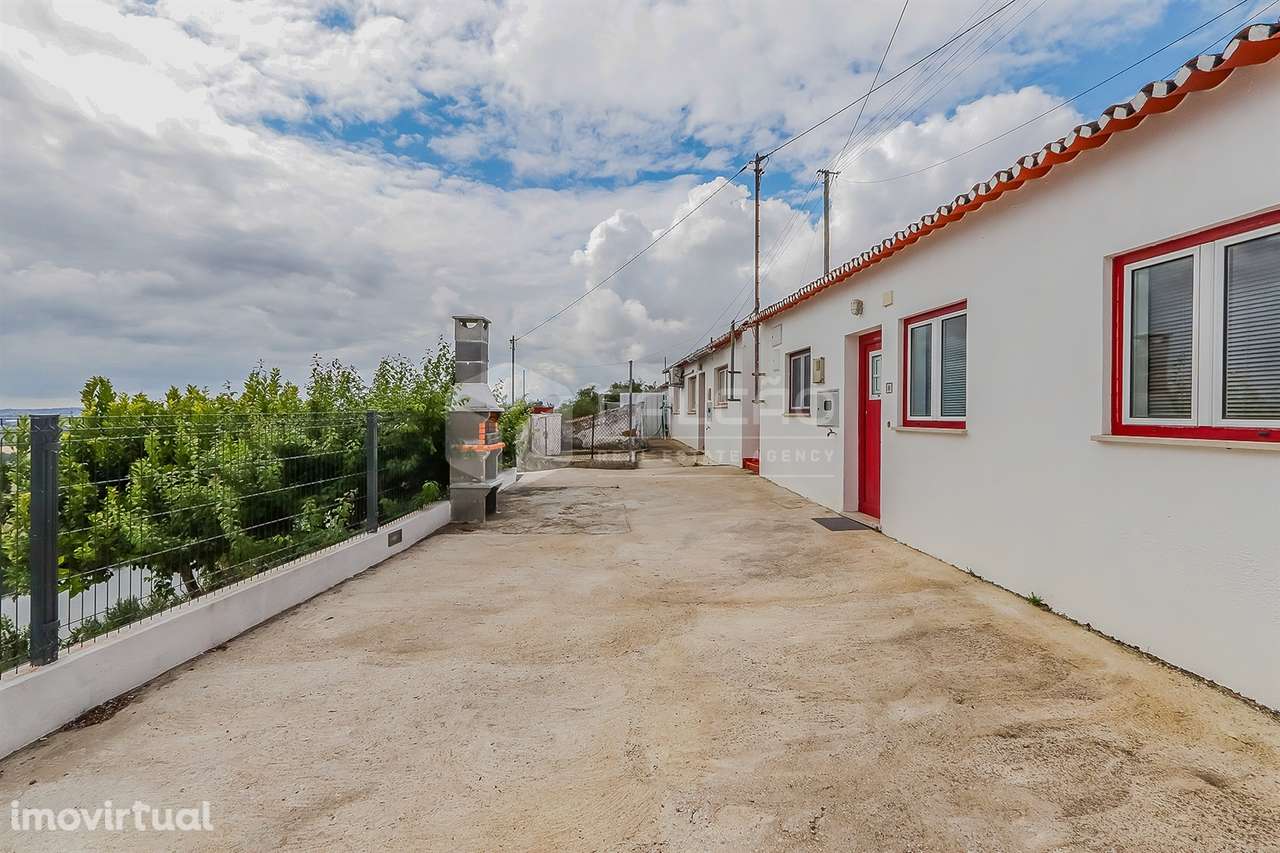 Moradia >=T10 Venda em Santarém (Marvila), Santa Iria da Ribeira de Sa - Grande imagem: 5/18